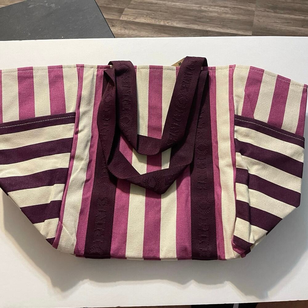 NWT PINK Tote Bag‎ Pink and Purple Great for Travel